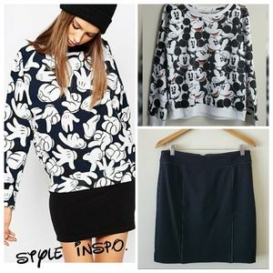 Mickey Mouse Sweatshirt Size Medium